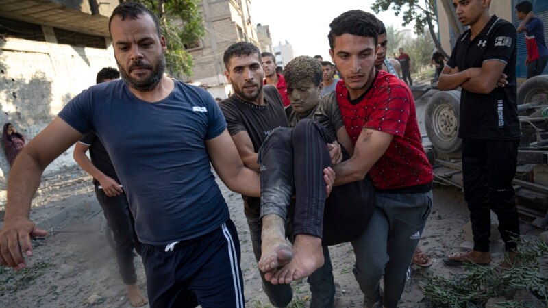 Gaza Aid Halted in Egypt as Israeli Air Strikes Continue