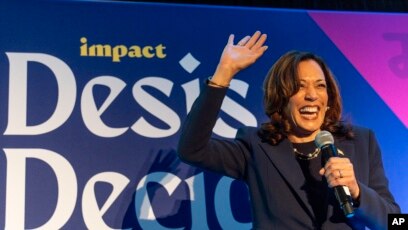 Tojikni sikish Hech kimga sezdirmasdan massaj paytida sikildi