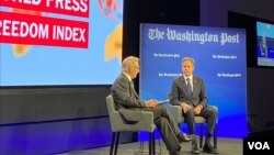 Державний секретар США Ентоні Блінкен під час дискусії, яку організувало видання Washington Post з нагоди Всесвітнього Дня свободи преси. 3 травня 2023 року. Фото: Liam Scott/VOA