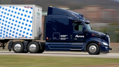 Driverless Trucks Set to Hit US Highways