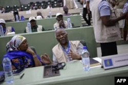 Fromer South African president and head of Commonwealth observer mission to Nigeria Thabo Mbeki during a press conference in Abuja, Feb. 27, 2023.