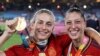Alexia Putellas, à gauche, et Jennifer Hermoso célèbrent leur titre de championnes du monde, Sydney le 20 août 2023.