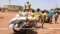 Burkina Faso kɔnɔ, mɔgɔ miliyɔn fila bɔra uka yɔrɔw la lakanako kosɔn.