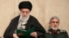 اسماعیل قاآنی، فرمانده نیروی قدس سپاه در کنار علی خامنه‌ای - آرشیو