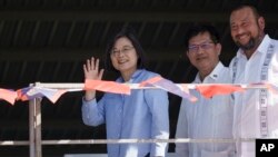 台湾总统蔡英文在伯利兹参观台湾支持的一个农牧业项目。（2023年4月3日）