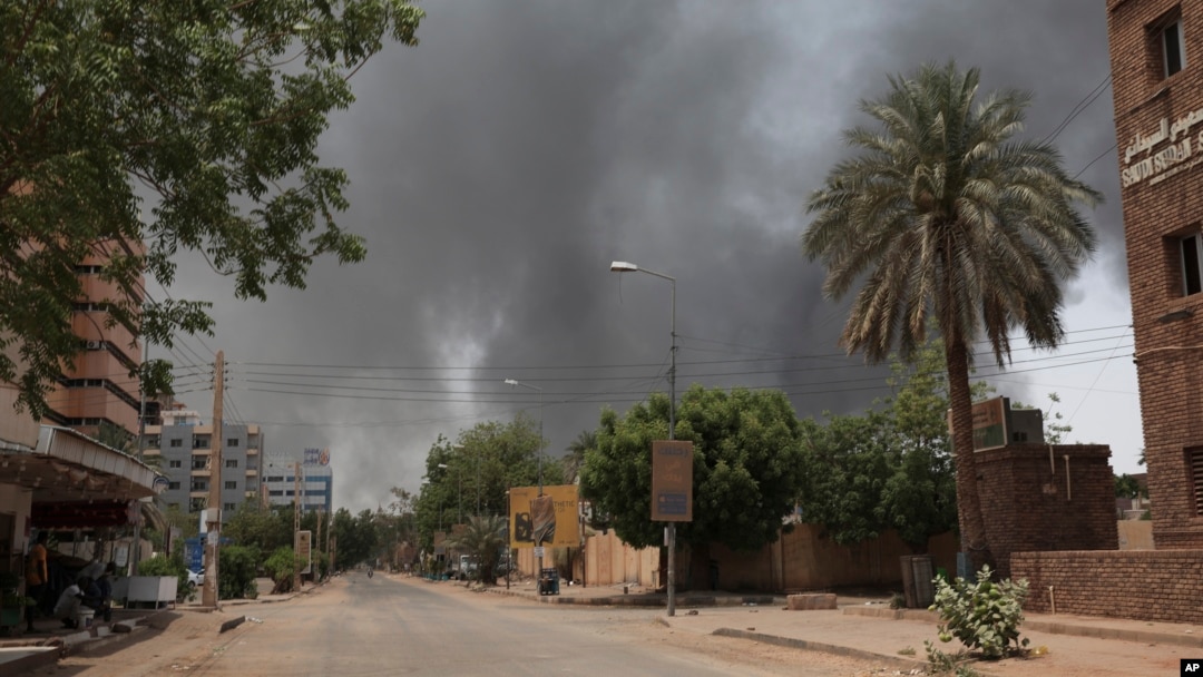 An gwabza fada tsakanin sojojin Sudan da dakarun RSF A Khartoum da wasu wurare a kasar
