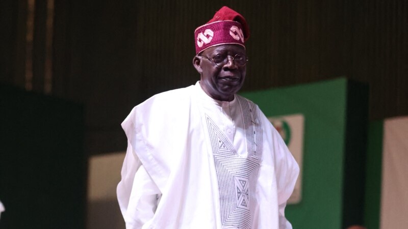 Bola Tinubu prend les rênes d'un Nigeria en pleine crise