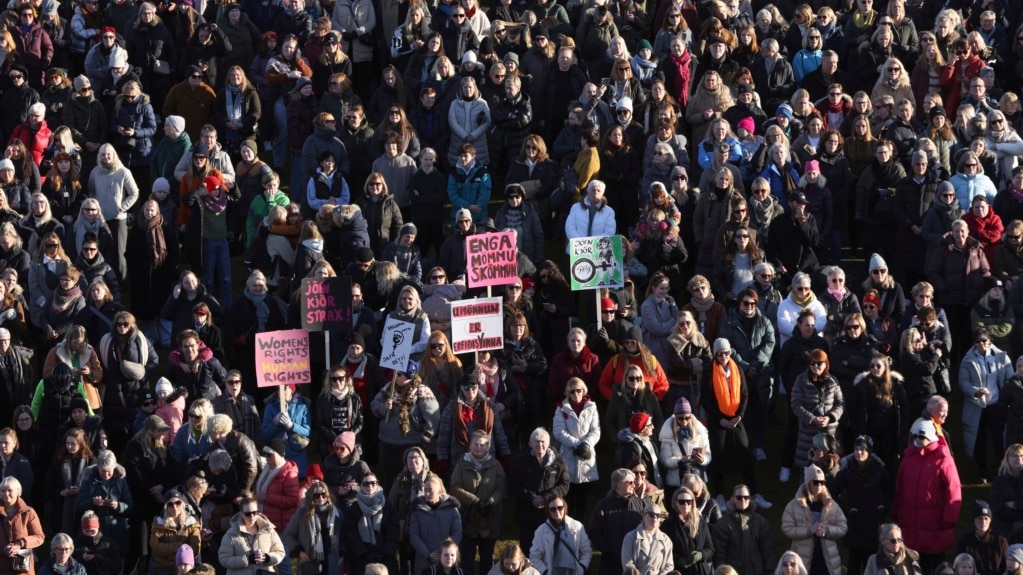 Women in Iceland, Including PM, Strike for Equal Pay