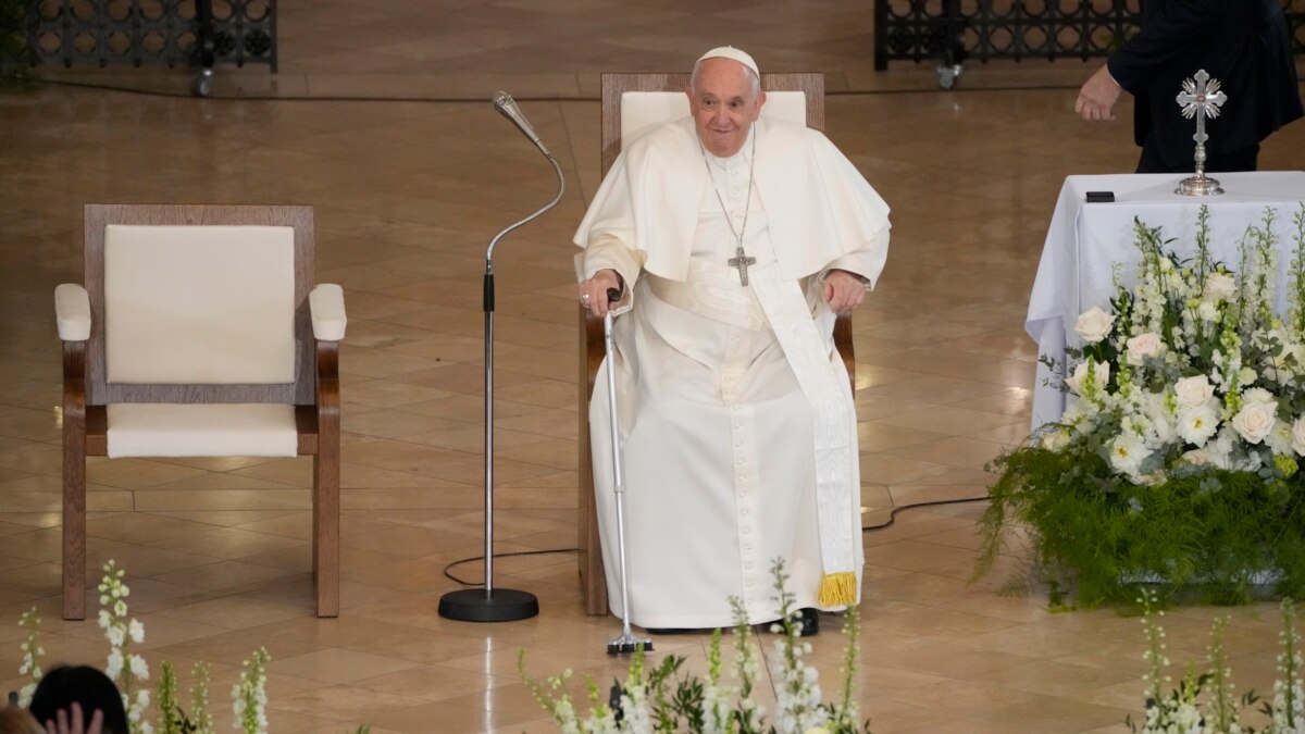 Pope Francis Meets With Refugees And The Poor In Hungary