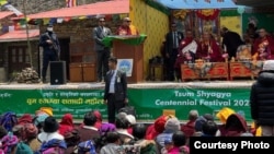 སྦས་ཡུལ་བཙུམ་གྱི་ཉི་མ་བླ་མའི་མཛད་རྗེས་ལ་ཆེ་བསྟོད་ཐོབ། 