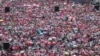 Cientos de manifestantes se concentraron en Ciudad de México en apoyo del Instituto Electoral Nacional (INE) y en contra el plan del presidente Andrés Manuel López Obrador para reformar la Autoridad Electoral.
