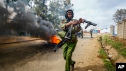 Depuis mars, l'opposition a organisé dix journées de manifestations, parfois marquées par des pillages et des affrontements avec la police.