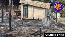 မုံရွာမြို့နယ် ထနောင်းတောမြောက်ရွာမှာ လူနေအိမ်တချို့ မီးရှို့ခံရပုံ( ဓာတ်ပုံ-မုံရွာအမြင့်လမ်းသတင်းမှန်ပြန်ကြားရေး/ဇွန် ၁၀၊ ၂၀၂၄)