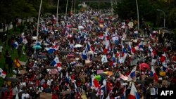 EN FOTOS "El agua es vida, la minería es muerte": multitudinaria protesta en contra de contrato minero en Panamá