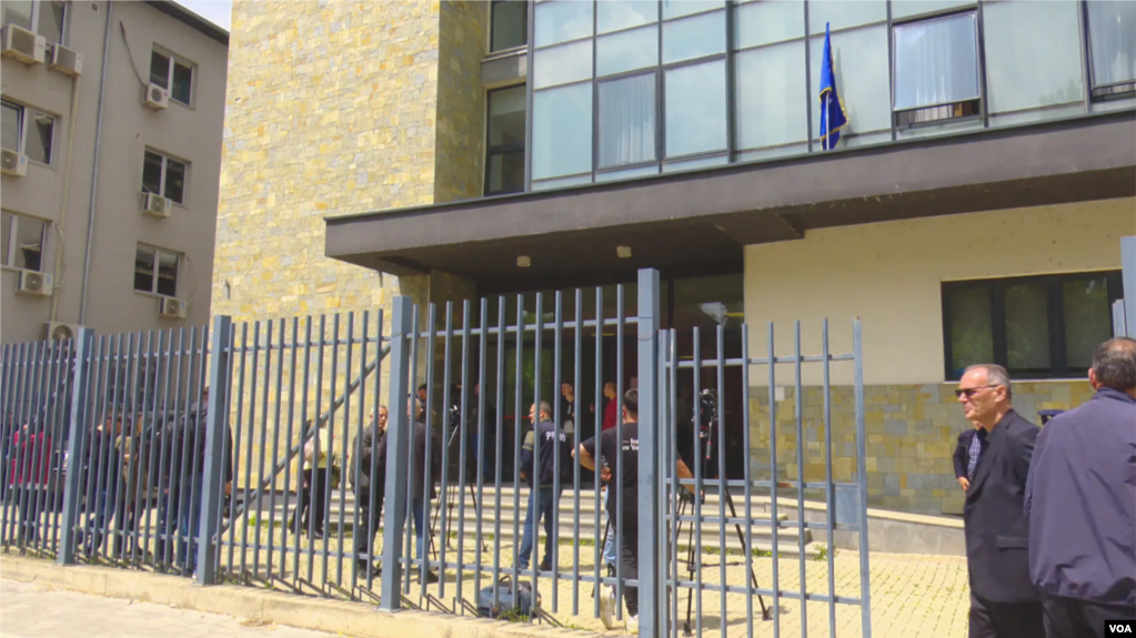 Erden Atiq betohet si kryetar i ri i Mitrovicës së Veriut