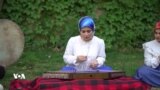 ژمارەیەک گەنج گروپێکی مۆسیقی دروستدەکەن 