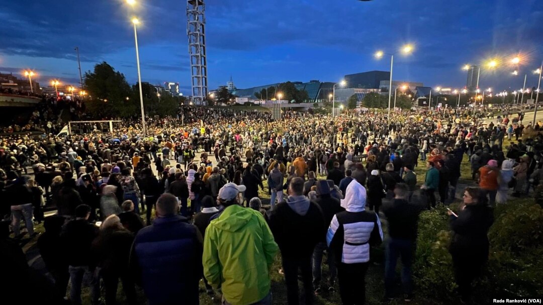 Blokada autoputa kod centra "Sava" na protestu Srbija protiv nasilja, 12. maj 2o23.