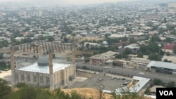 FILE - A photo of Osh, the second-largest city in Kyrgyzstan, taken on Sept. 1, 2023. This week, Kyrgyzstan removed Afghanistan's Taliban from its list of banned terrorist organizations. (Navbahor Imamova/VOA)