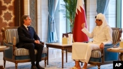 រដ្ឋមន្ត្រីការបរទេសអាមេរិក លោក Antony Blinken ជួបជាមួយ លោក Qatar Emir Sheikh Tamim bin Hamad al-Thani នៅវិមាន Lusail ក្នុងទីក្រុង Doha ប្រទេសកាតា ថ្ងៃទី១២ ខែមិថុនា ឆ្នាំ២០២៤។
