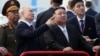 지난해 9월 김정은 북한 국무위원장이 러시아를 방문해 블라디미르 푸틴 러시아 대통령과 극동 아무르 지역의 보스토치니 우주 비행장을 둘러보고 있다.