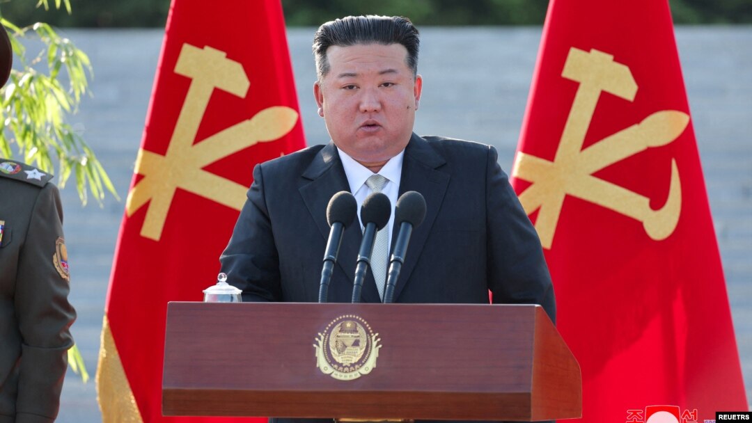 Pemimpin Korea Utara Kim Jong Un dilaporkan memiliki masalah kesehatan terkait obesitas (foto: dok). 