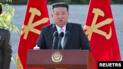 Pemimpin Korea Utara Kim Jong Un dilaporkan memiliki masalah kesehatan terkait obesitas (foto: dok). 