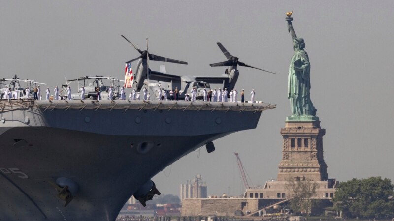 US Navy ships arrive in New York for Fleet Week