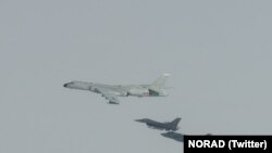 北美防空司令部(NORAD)攔截在阿拉斯加執行任務的兩架俄羅斯TU-95和兩架中國H-6軍用飛機。