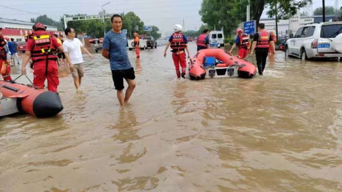 河北涿州泄洪放水 老弱病残困守无援