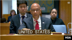 로버트 우드 유엔 주재 미국 부대사가 11일 유엔 안전보장이사회 회의에서 발언하고 있다.