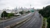 New Zealand City Grinds to Halt as Deluge from Cyclone Looms