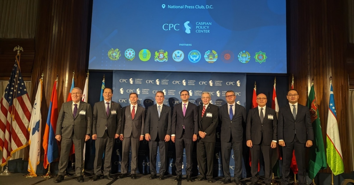 Arxiyepiskop Guriy videoni yomon koradi Mast anal jinsiy aloqa