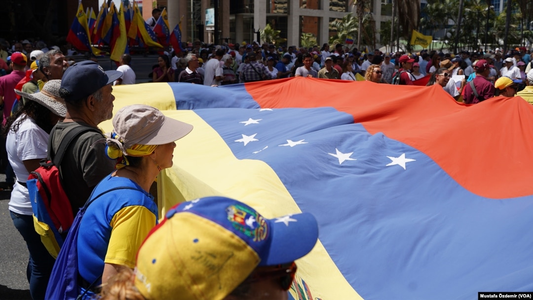 Merkezi ABD’de bulunan Cato Enstitüsü ve Kanada’daki Fraser Enstitüsü iş birliğiyle hazırlanan 2023 İnsani Özgürlük Endeksi’nde Venezuela, 165 ülke arasında 160. sırada yer alarak Latin Amerika’da insani özgürlüğün en düşük olduğu ülke oldu.