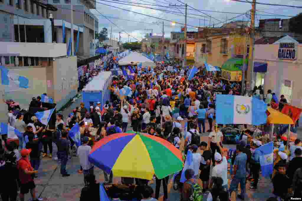 La crisis política de&nbsp;Guatemala&nbsp;ha provocado la&nbsp;condena internacional&nbsp;de diversos sectores que demandan el respeto a la voluntad popular expresada a través del voto.&nbsp;