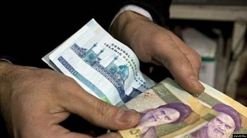 حداقل دستمزد ماهانه کارگران مشمول قانون کار، متاهل و دارای فرزند حدود هشت میلیون تومان است. آرشیو