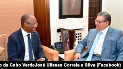 Primeiro-ministro de Cabo Verde, Ulisses Correia e Silva (esq), e primeiro-ministro do Marrocos, Aziz Akhannouch (dir), Rabat, Marrocos