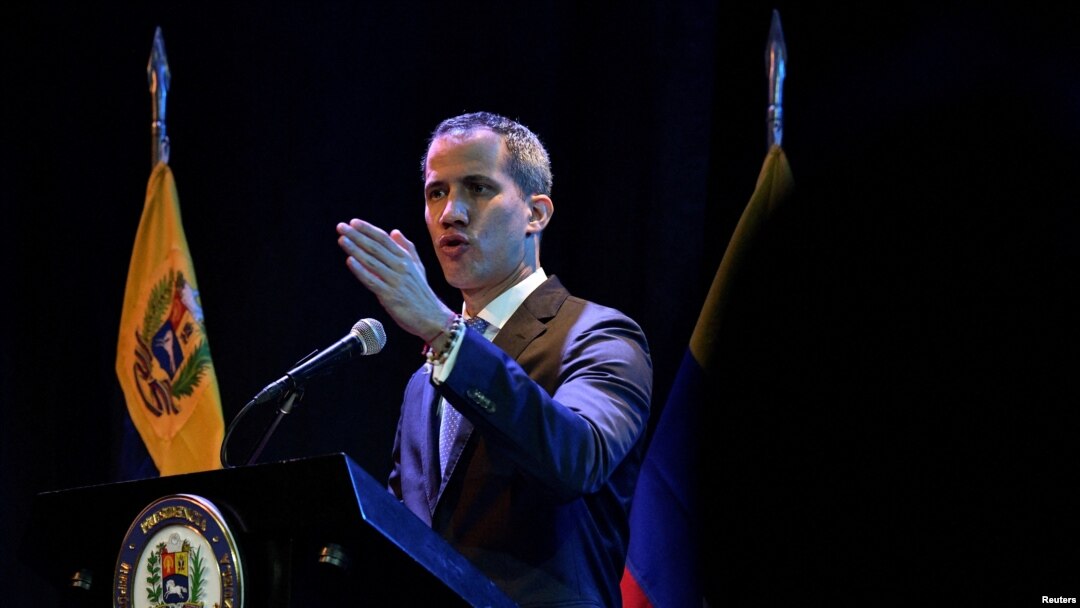 Pemimpin oposisi Venezuela Juan Guaido menyampaikan pidato dalam sebuah acara di Caracas, Venezuela, pada 26 Januari 2023. (Foto: Reuters/Gaby Oraa)