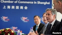 美国国务卿布林肯在上海与上海美国商会的企业家们座谈。（2024年4月25日）