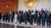 Photo de groupe des dirigeants lors de la 36e session ordinaire de la Conférence de l'Union africaine (UA) à Addis-Abeba, en Éthiopie, le 18 février 2023.