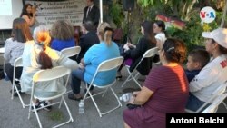 Una treintena de campesinos indocumentados del área de Homestead, al sur de Florida, acudieron este jueves 18 de mayo de 2023 a una sesión informativa para conocer más detalles de la ley SB 1718 contra la migración irregular.