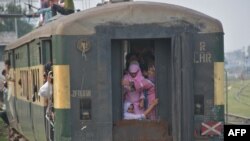 (ARŞİV FOTO) Belucistan Kurtuluş Ordusu, Pakistan’da bir yolcu trenine ateş açtı. 