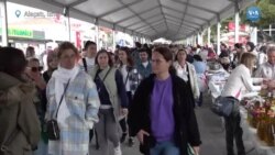 Alaçatı Ot Festivali’nde Depremzedelerle Dayanışma 