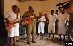 The male-dominated prison band practices at Malawi's Zomba Prison. A spokesperson says the design of the country's prisons "made it impossible to mix the female and male prisoners so that they could equally benefit" from correctional programs. (Lameck Masina/VOA)