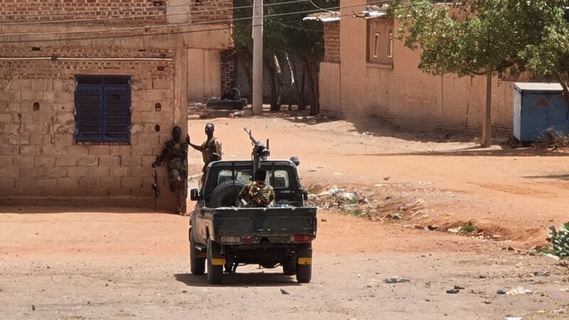 Soudan : raids aériens et tirs d'artillerie continuent de dicter leur loi