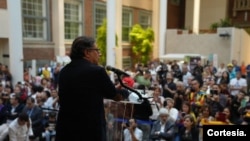 El presidente Gustavo Petro se reunión con la comunidad colombiana residente en Nueva York, el domingo 17 de septiembre de 2023. [Foto: Presidencia de Colombia]