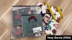 Shein ha colaborado con marcas y fenómenos de la cultura pop para atraer más clientes. Una de sus últimas colecciones estuvo inspirada en la artista mexicana Frida Kahlo.