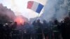 Para pekerja turut serta dalam aksi unjuk rasa memperingati Hari Buruh Internasional di Paris pada 1 Mei 2023. (Foto: AP/Aurelien Morissard)