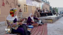 کردنەوەی شوێنێکی هونەری بۆ گۆرانیبێژانی کۆبانی کە لە گوڕ و گڵ دروستکراوە