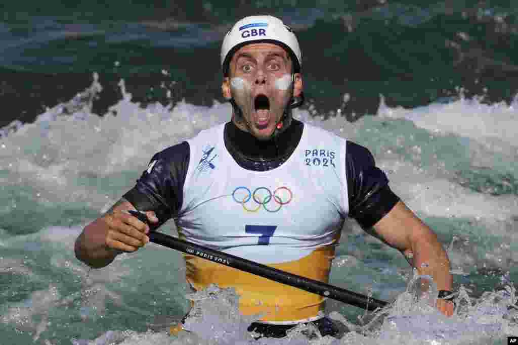 Adam Burgess of Britain reacts at the finish line of the men&#39;s canoe single finals during the canoe slalom at the 2024 Summer Olympics in Vaires-sur-Marne, France.