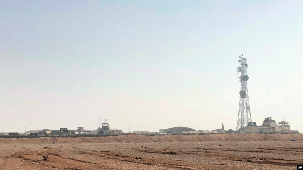 资料照片：2018年10月22日，叙利亚南部阿尔坦夫军事前哨。（美联社照片）(photo:VOA)
